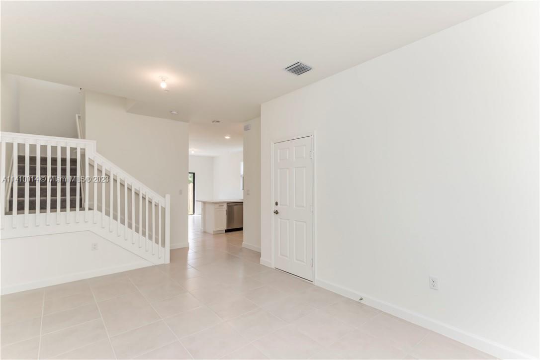 Tuscan Pines - Residential Lease