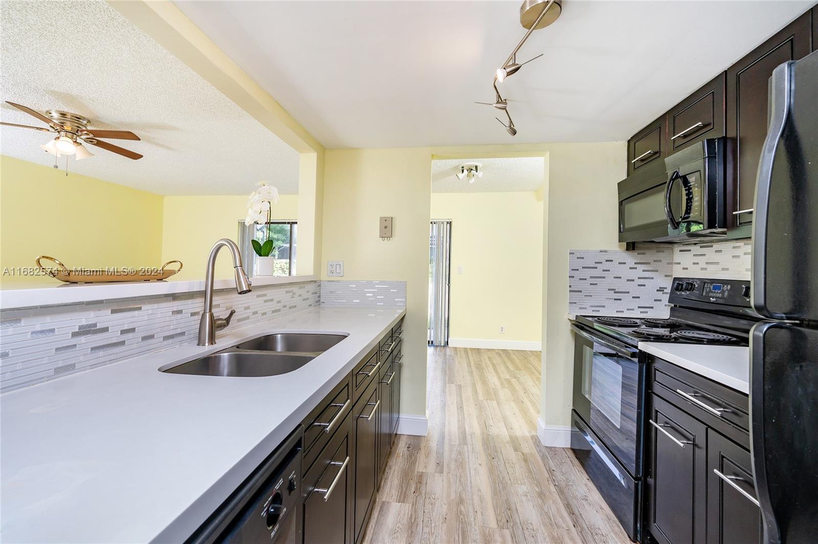 SPRINGWOOD CONDO - Residential