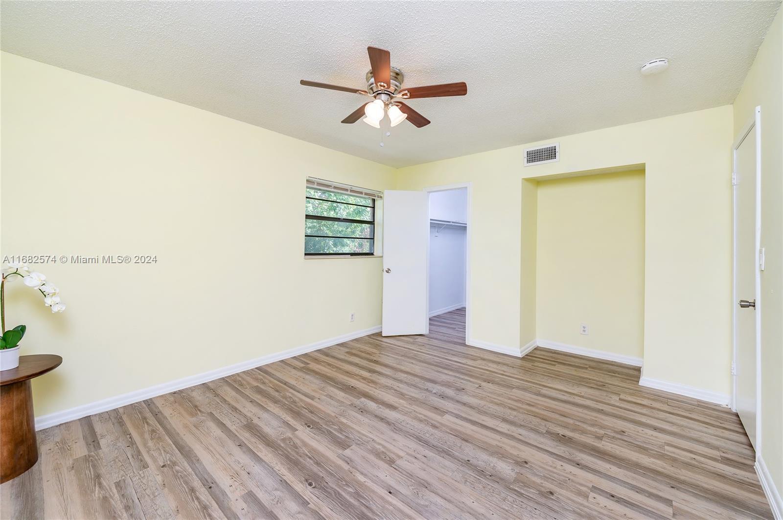 SPRINGWOOD CONDO - Residential