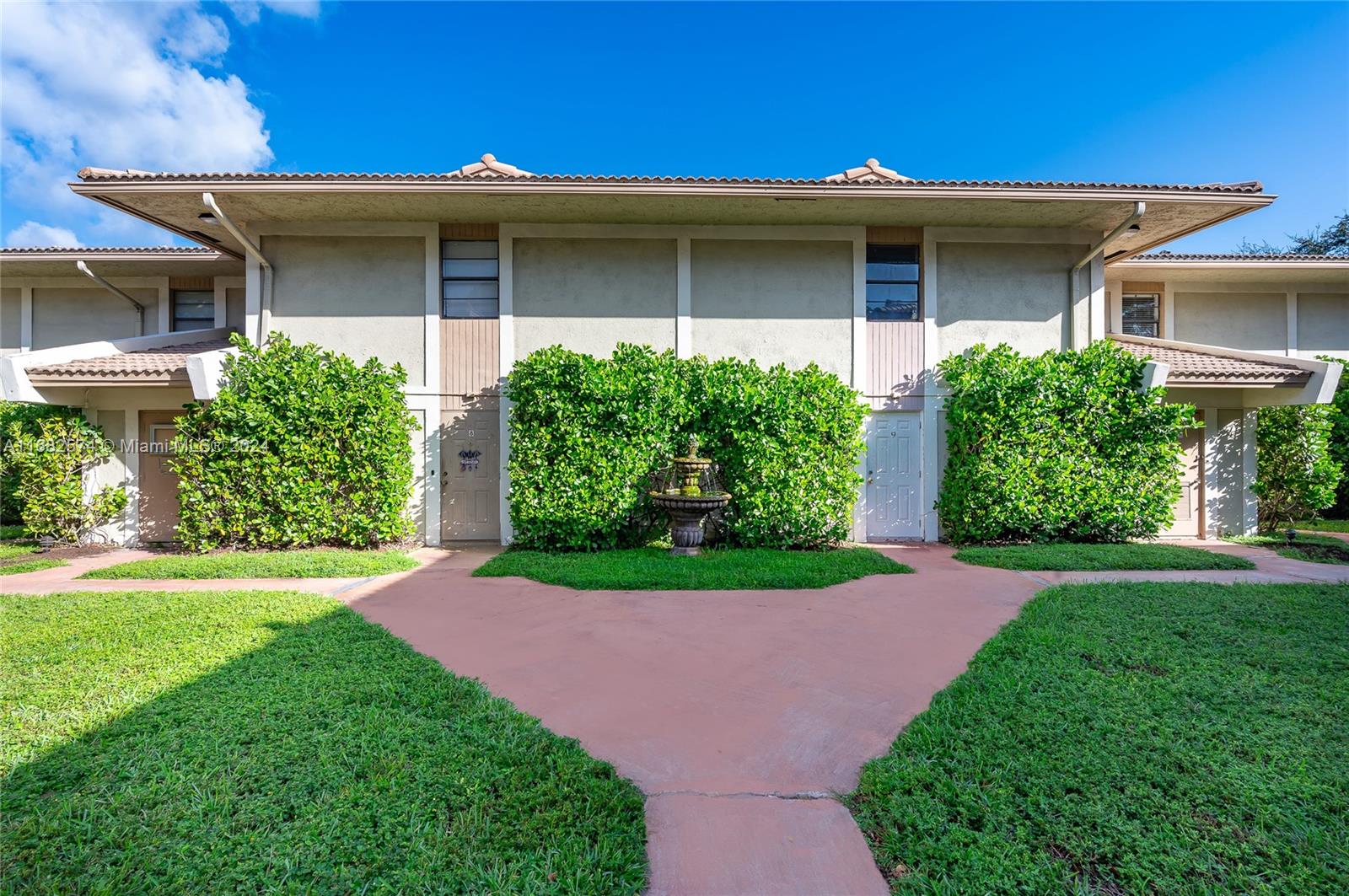SPRINGWOOD CONDO - Residential