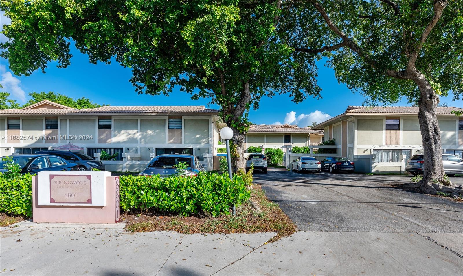 SPRINGWOOD CONDO - Residential