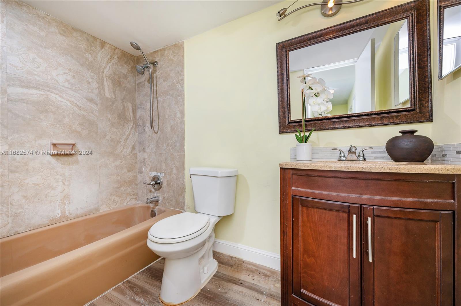 SPRINGWOOD CONDO - Residential