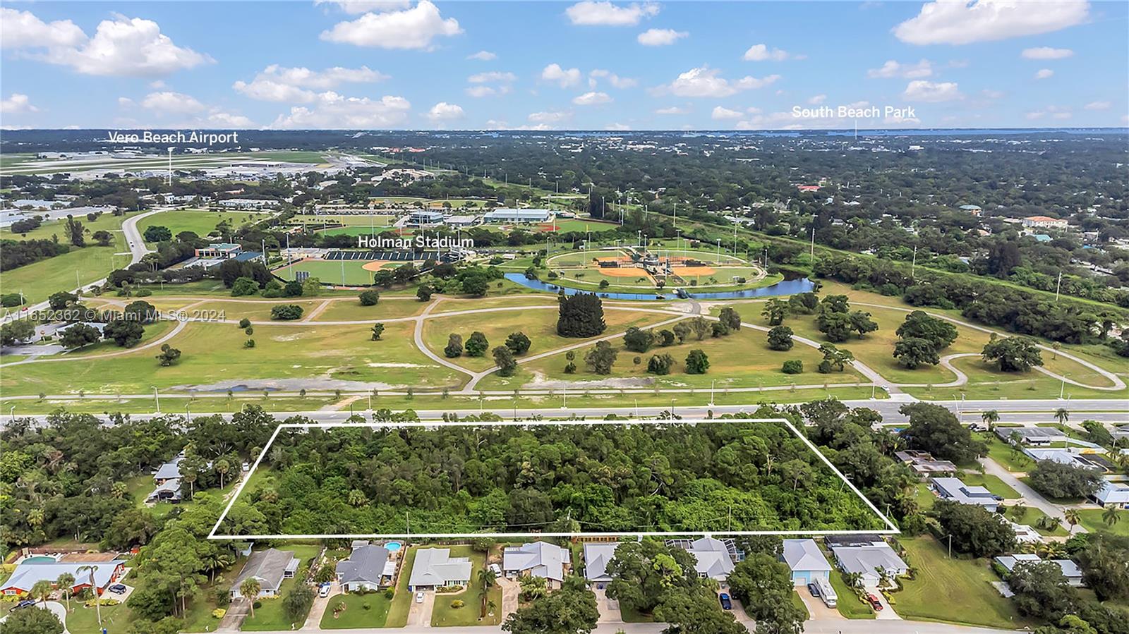Exceptional opportunity to own 4.23 acres (184,259 SF) in the highly desirable heart of Vero Beach! This lot is centrally located, surrounded by mature trees. Ideally situated just 15 minutes from the beach, this property is close to schools such as Dodger town Elementary and Rosewood Magnet. Enjoy nearby shopping at Indian River Mall, scenic parks, dining. Conveniently located between the i95 and US1. This is an amazing opportunity for a developer to construct 10 homes per acre.