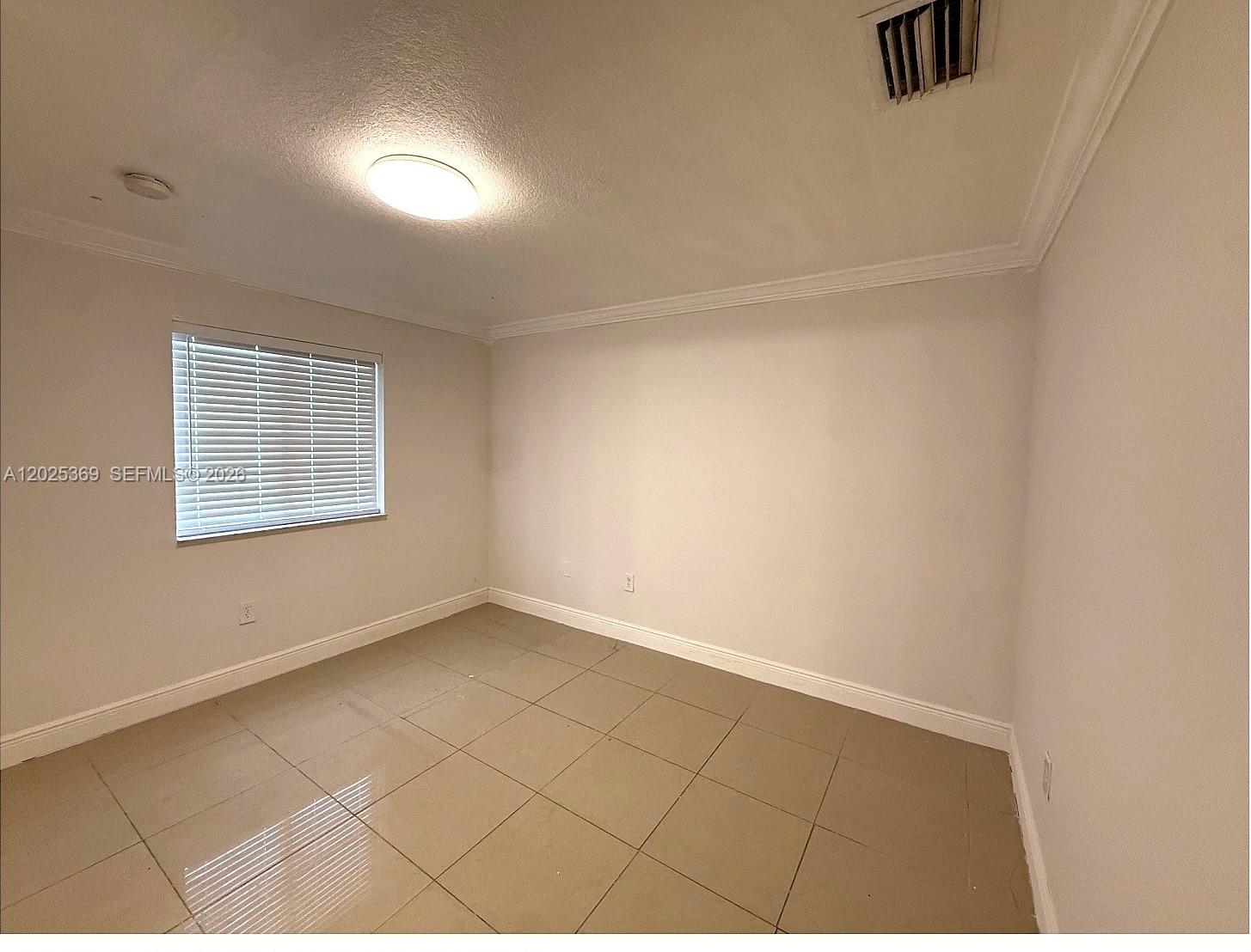 VENETIA GROVE - Residential