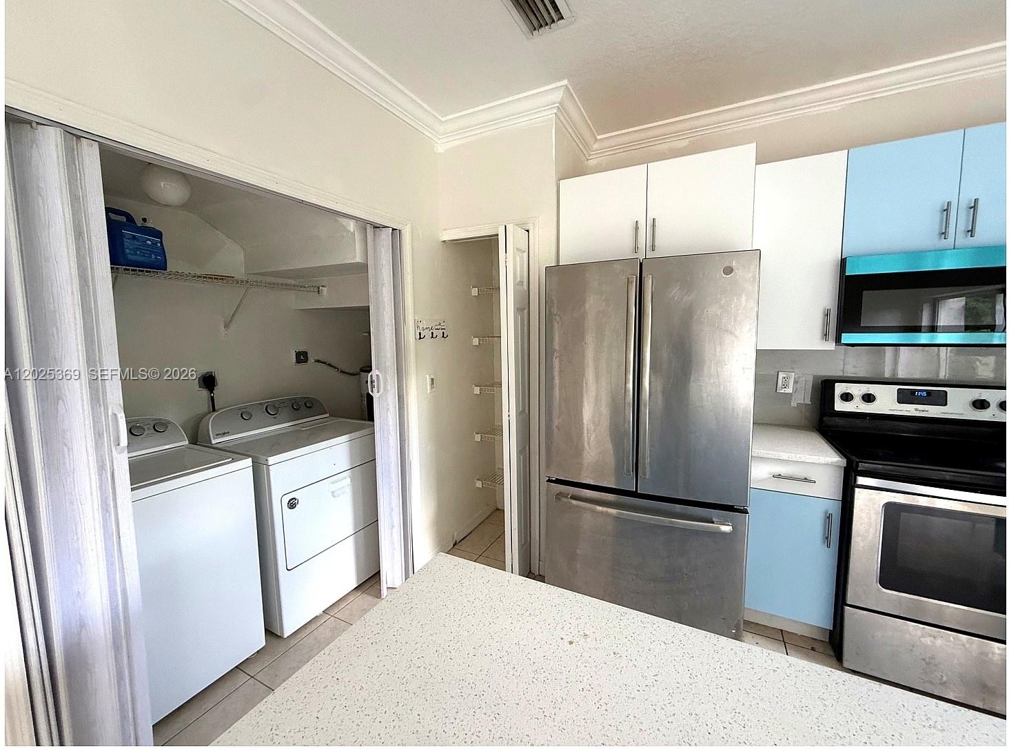 VENETIA GROVE - Residential