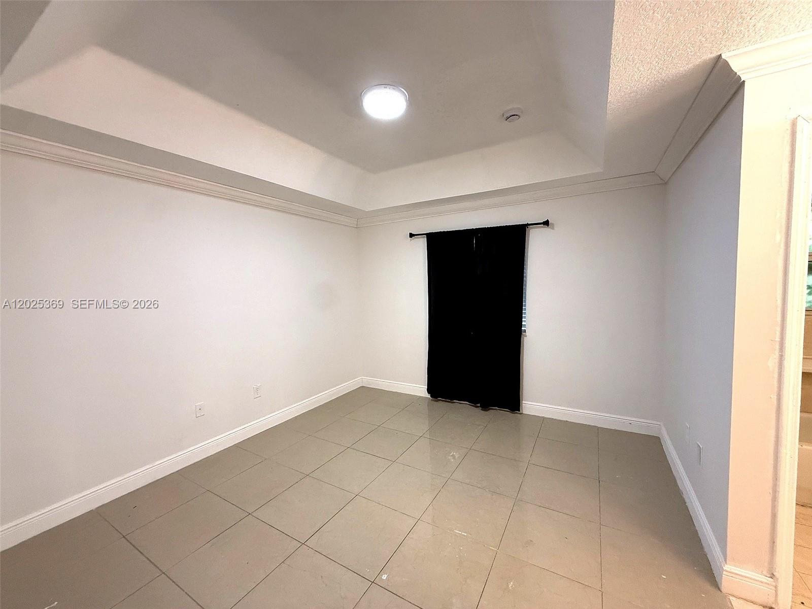 VENETIA GROVE - Residential