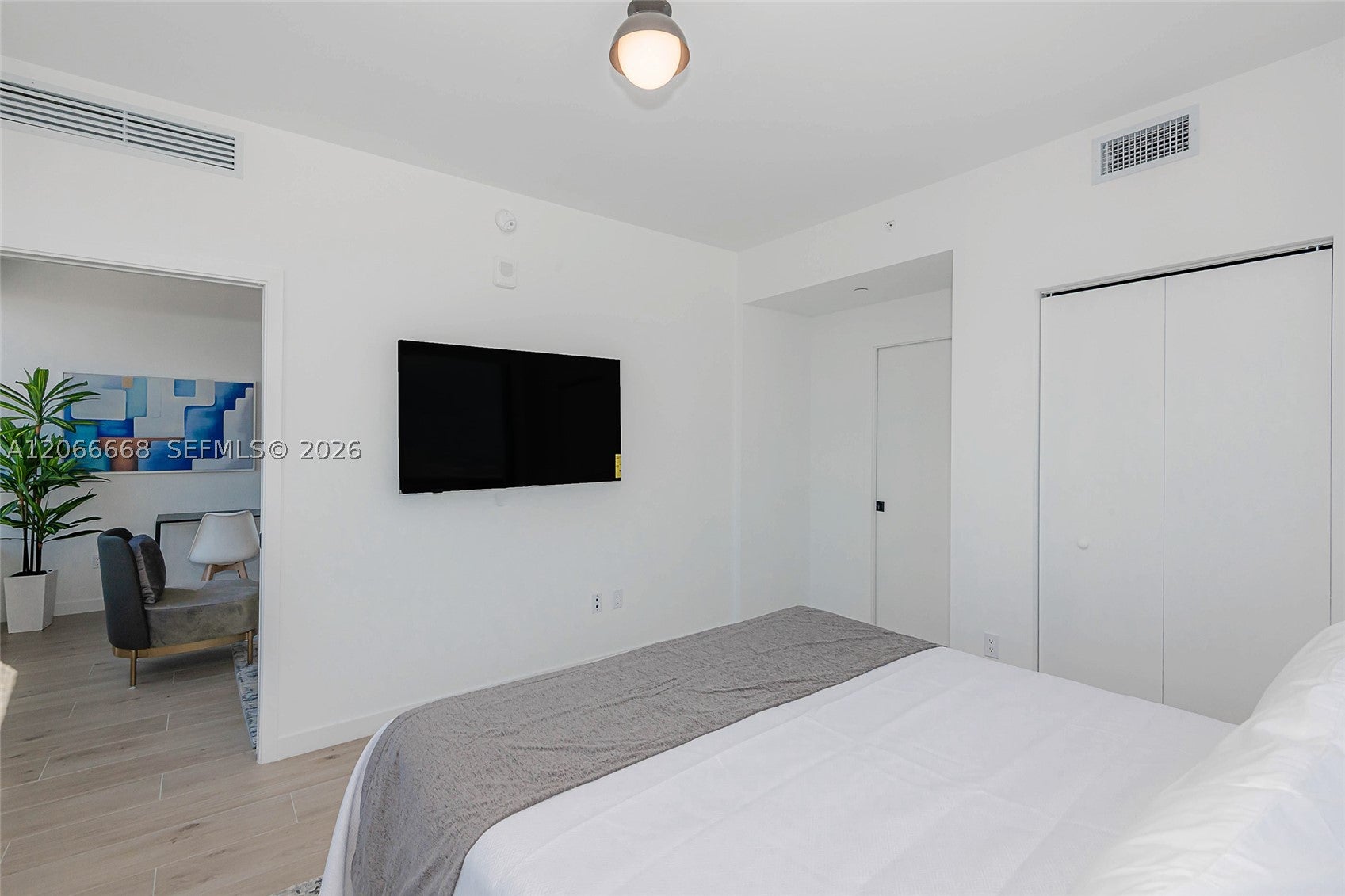 225 N Miami Ave 2801