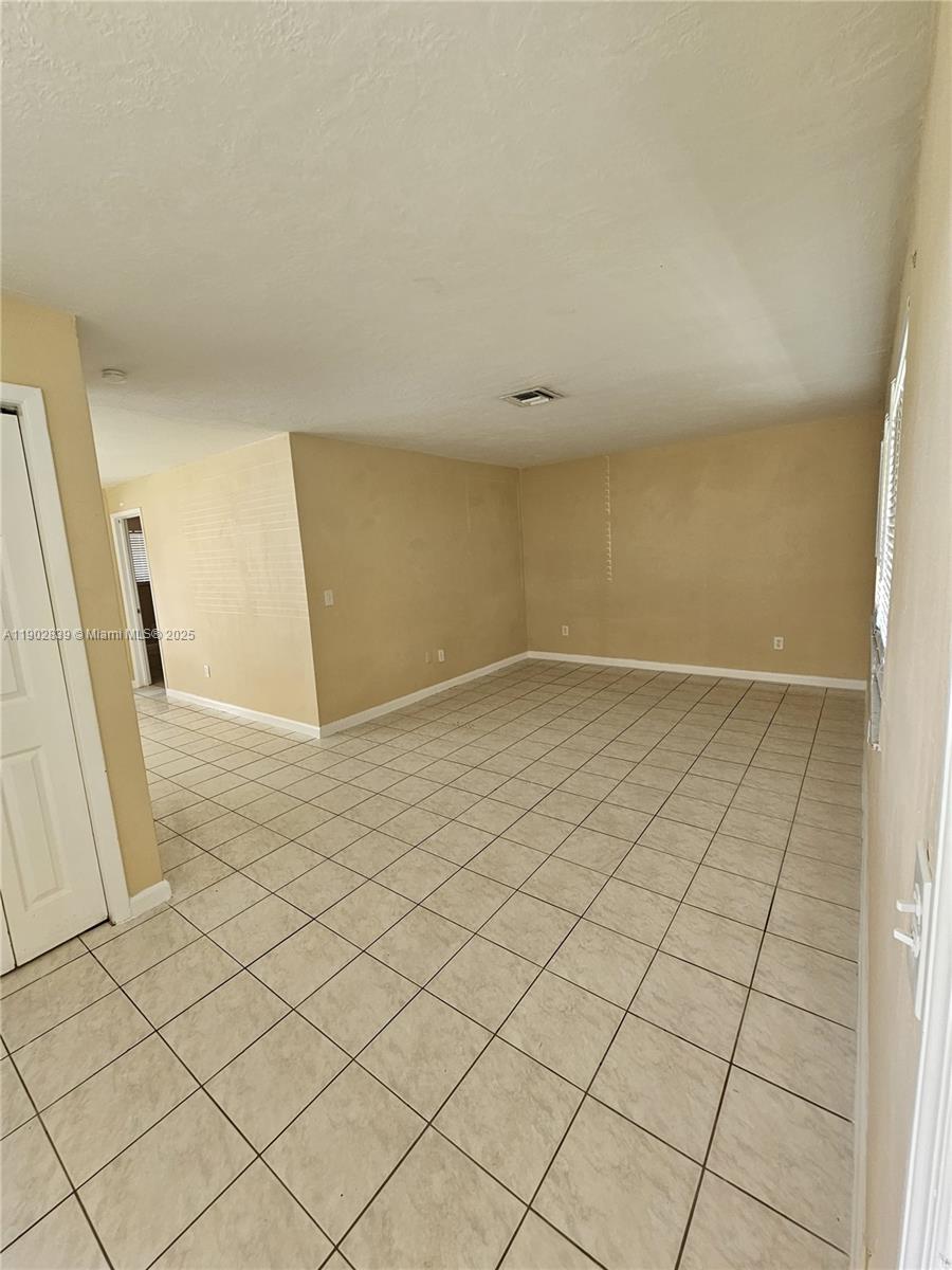 RODGERS HEIGHTS - Residential Lease