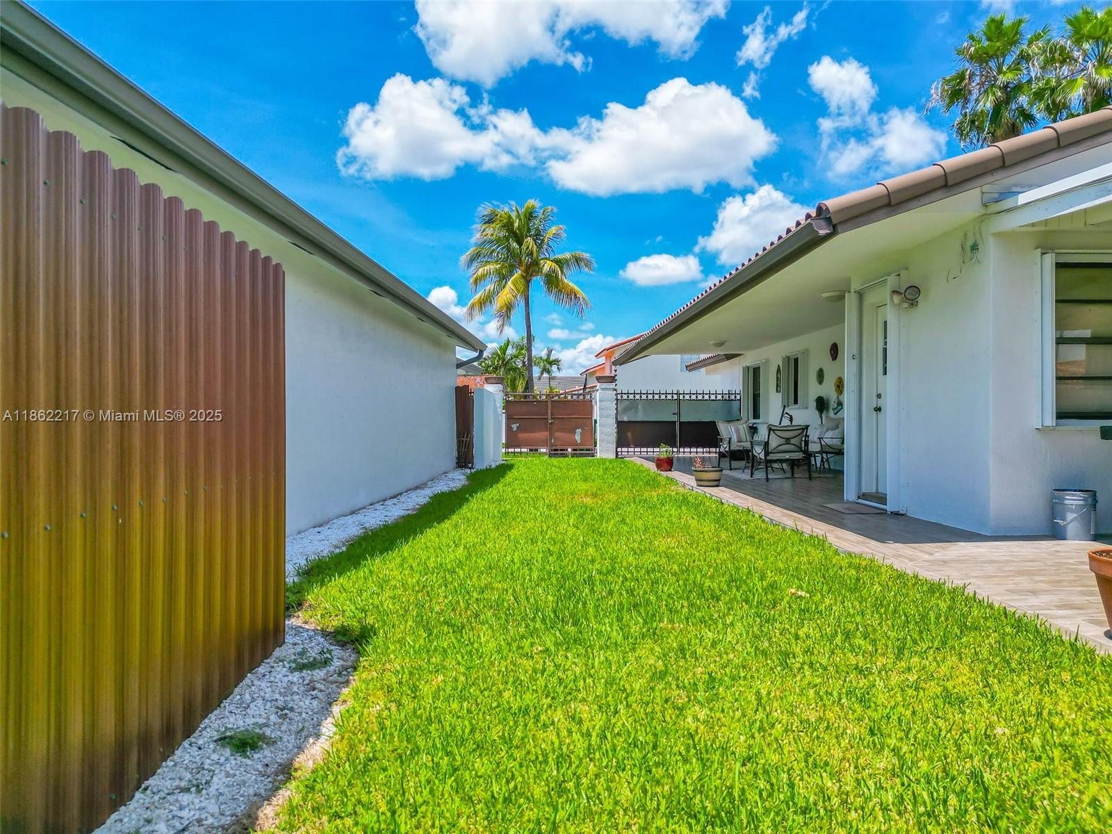 2671 SW 99th Ct