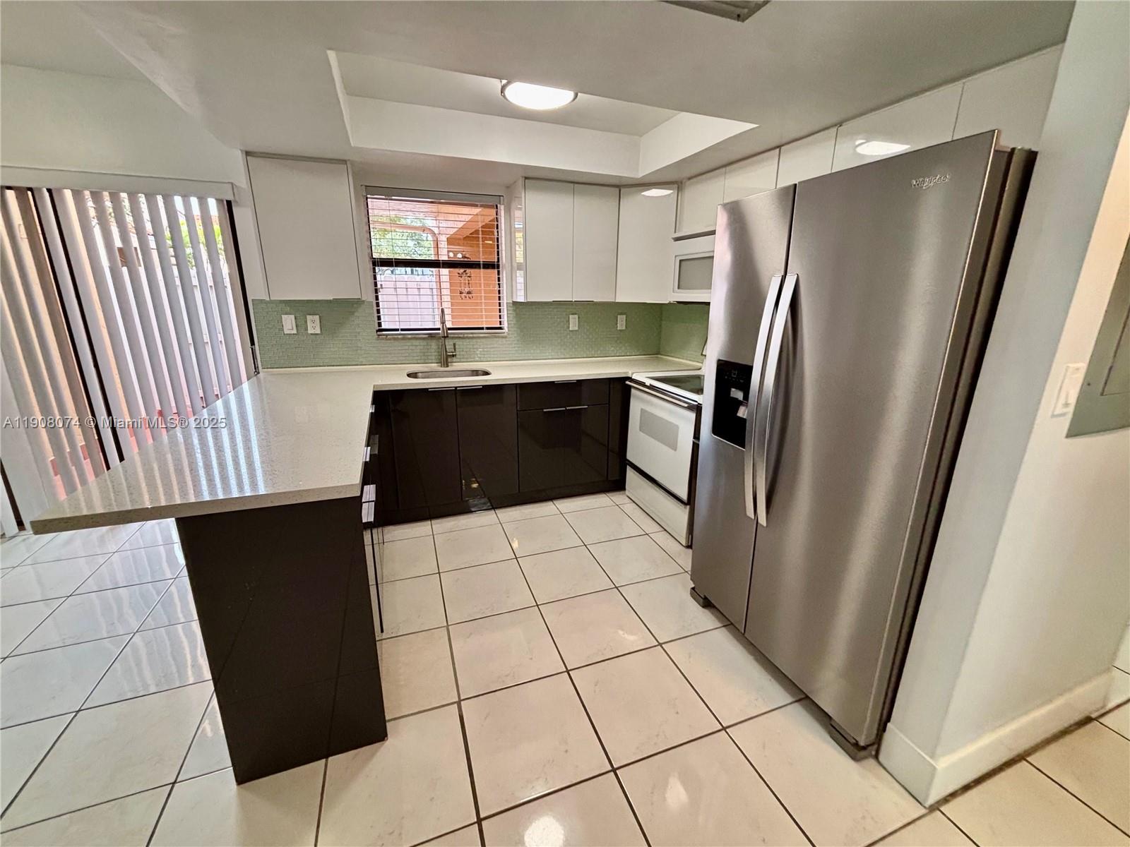 KENDALL FORESTS CONDO #2 - Residential Lease