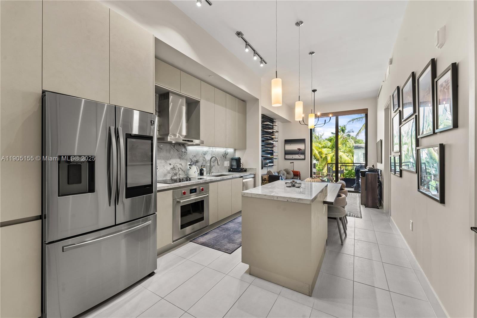 LINCOLN SUB - Residential Lease