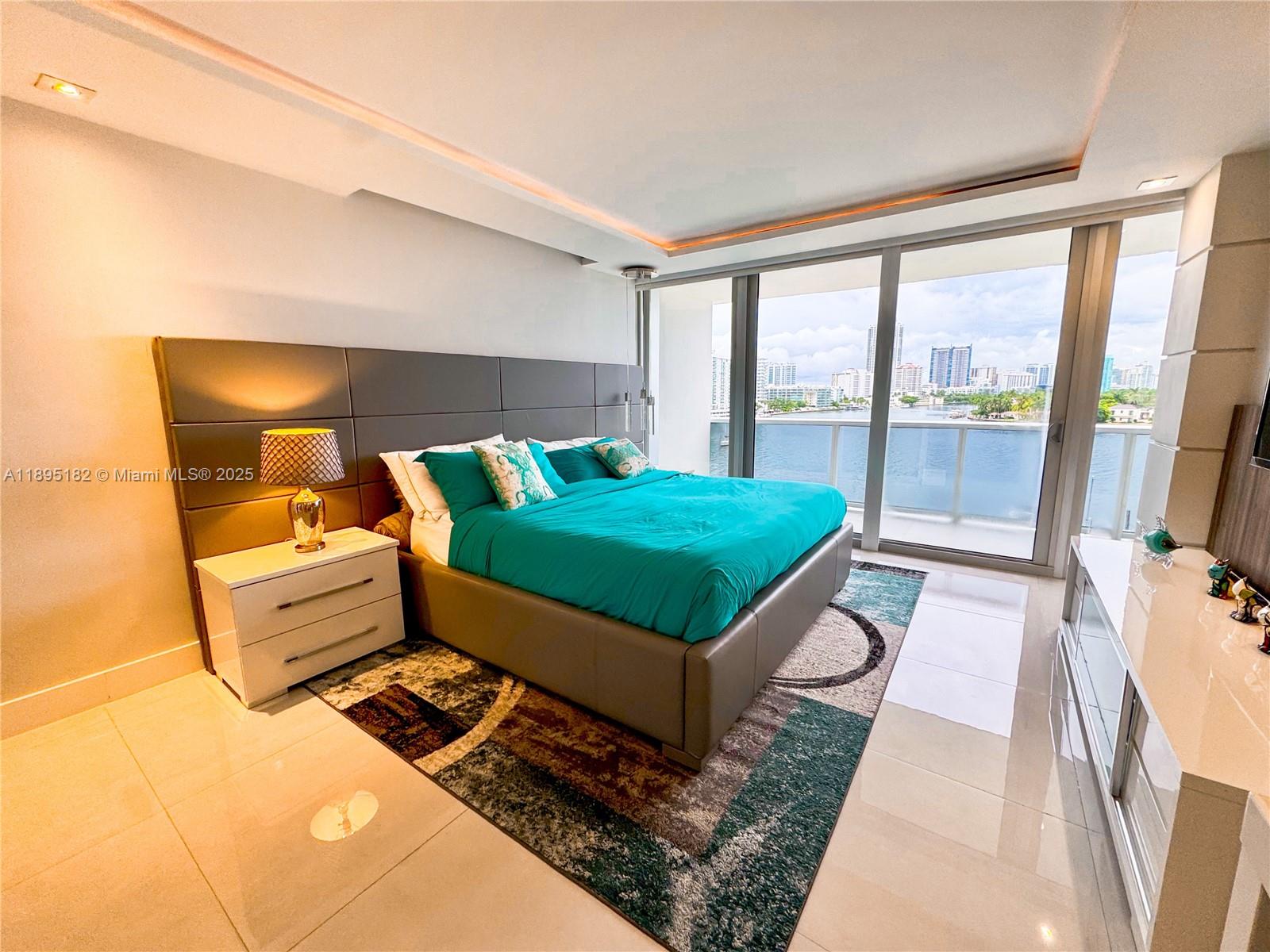 KING COLE CONDO - Residential Lease