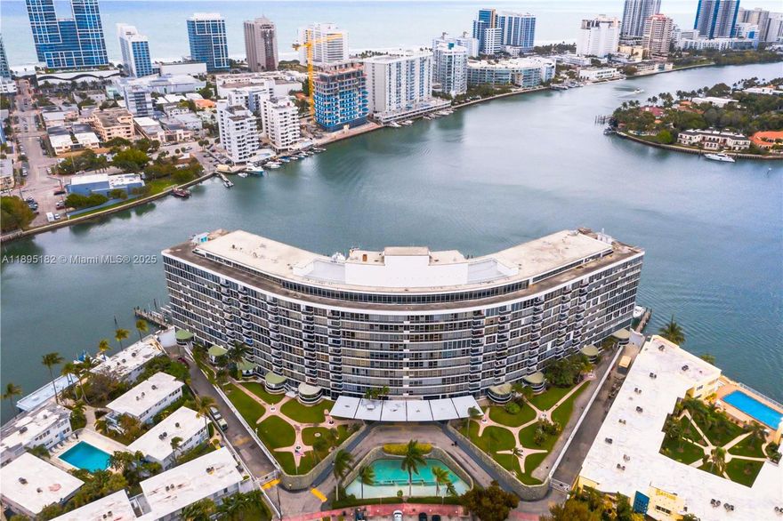 Spectacular 2BR condo on the 6th floor offering panoramic Biscayne Bay and Miami skyline views. Fully furnished and move-in ready—just bring your clothes! Features floor-to-ceiling windows, private balcony, and spacious layout. Enjoy resort-style amenities at the iconic MiMo King Cole: 24/7 doorman & valet, heated pool, gym, BBQ area, kids’ playroom, kayak & bike storage, and dock access. Prime Normandy Isles location near NoBe, the Beach Walk, South Beach, Wynwood & Brickell. One valet parking space is included, with a second (if available) at $95 a month. Don't miss this opportunity!
