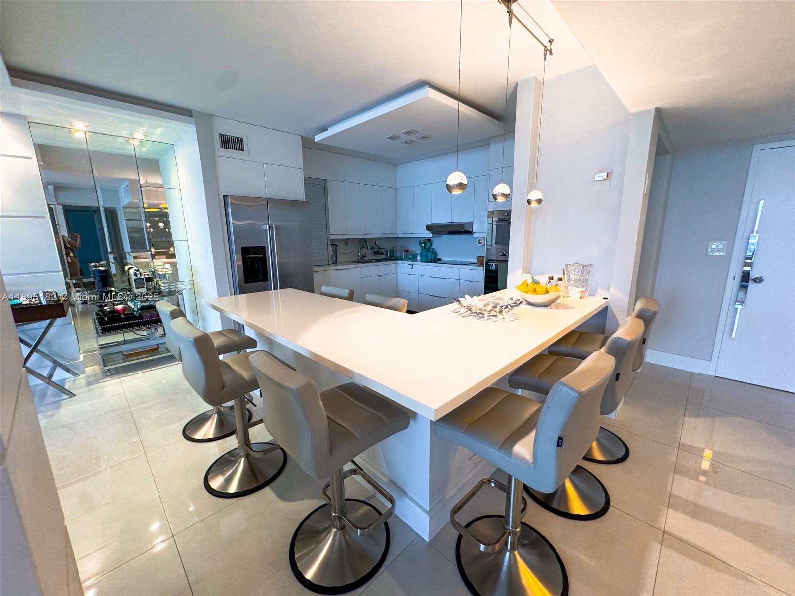 KING COLE CONDO - Residential Lease