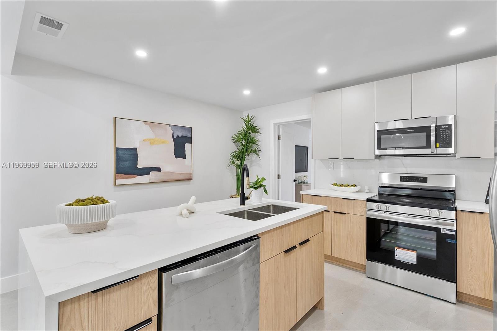 HOWMAR PARK 1ST ADDN - Residential