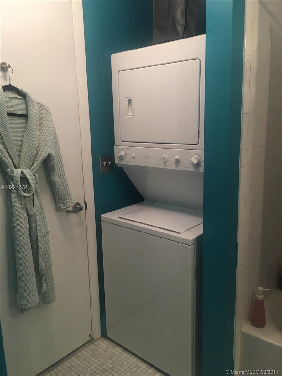 THE BANK CONDO - Residential Lease