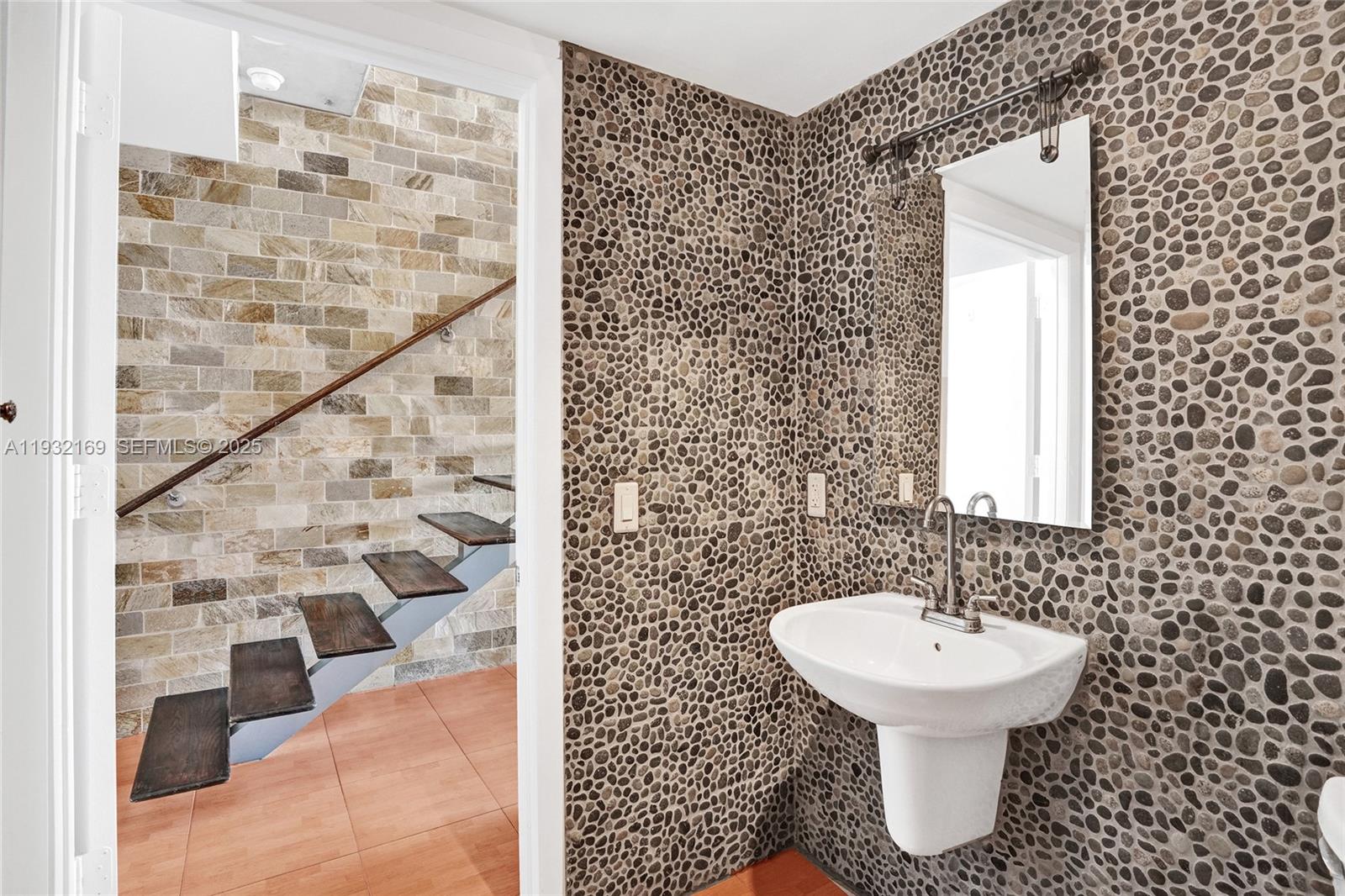 NEO VERTIKA CONDO - Residential Lease