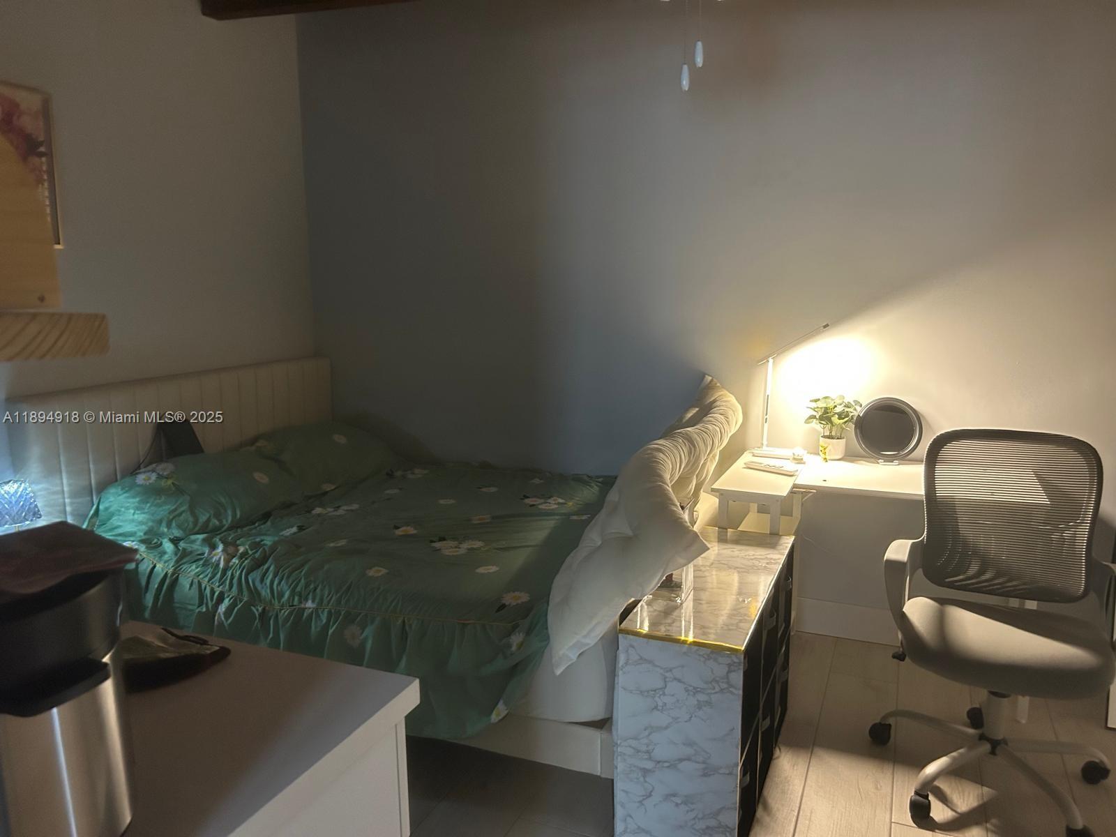 COCOPLUM TERR ADDN PT 4 - Residential Lease