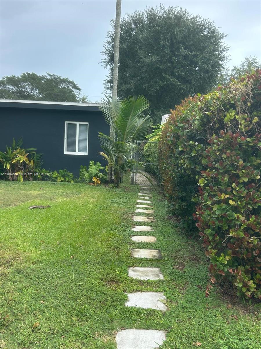 COCOPLUM TERR ADDN PT 4 - Residential Lease