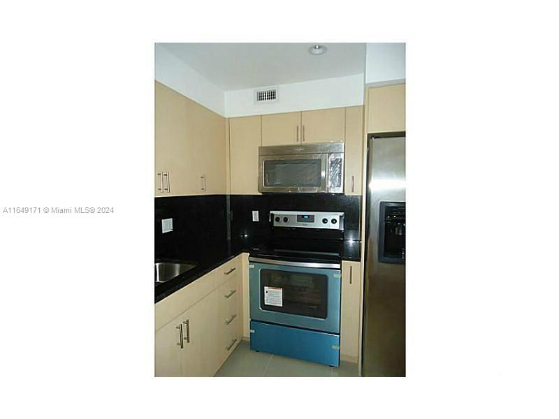 HEMISPHERES CONDO - Residential