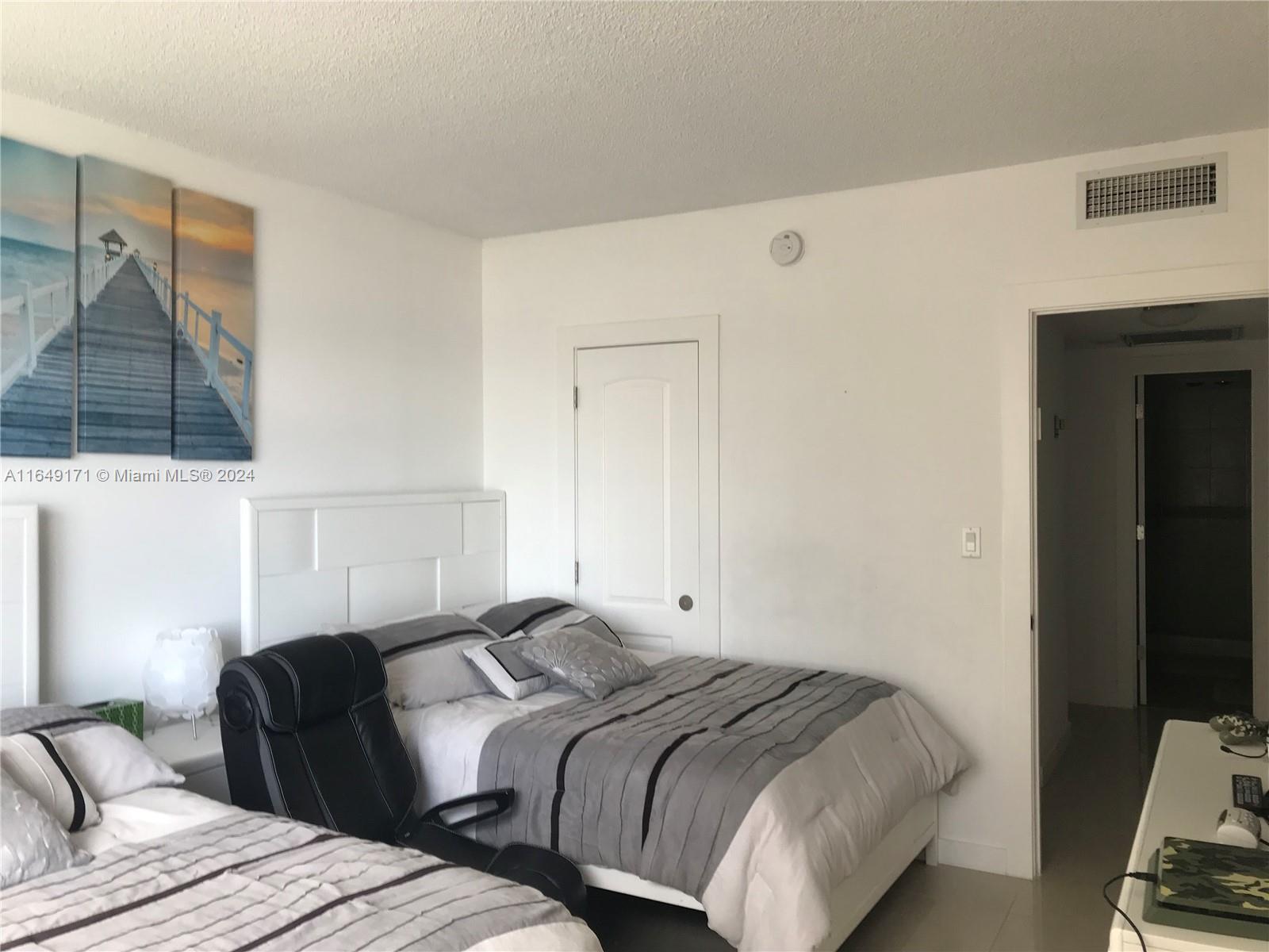 HEMISPHERES CONDO - Residential