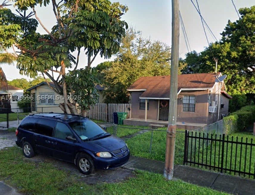 1369 NW 75th Ter