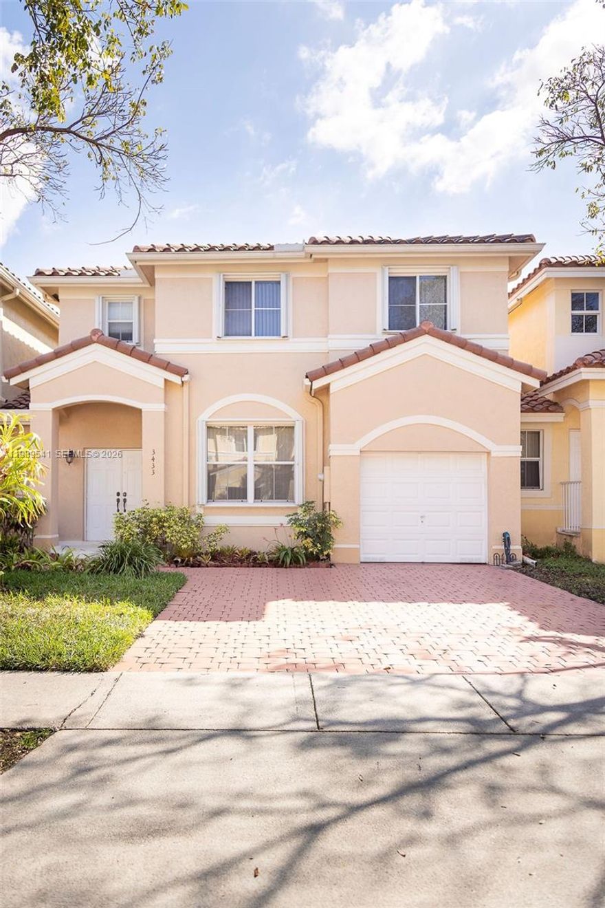 Welcome to Nautica, an exclusive gated community. This amazing townhome offers 4 bedrooms, 2.5 baths.The main gate for entrance is located at Miramar Parkway West of I 75. Conveniently located near major highways, Turnpike, and Palmetto Expressway. One block of Memorial Hospital and Miramar Regional Park. Supermarkets, A+ schools, shopping centers, restaurants and​​‌​​​​‌​‌​​​‌‌​​​‌‌‌​​‌​​‌‌​​​​ more.