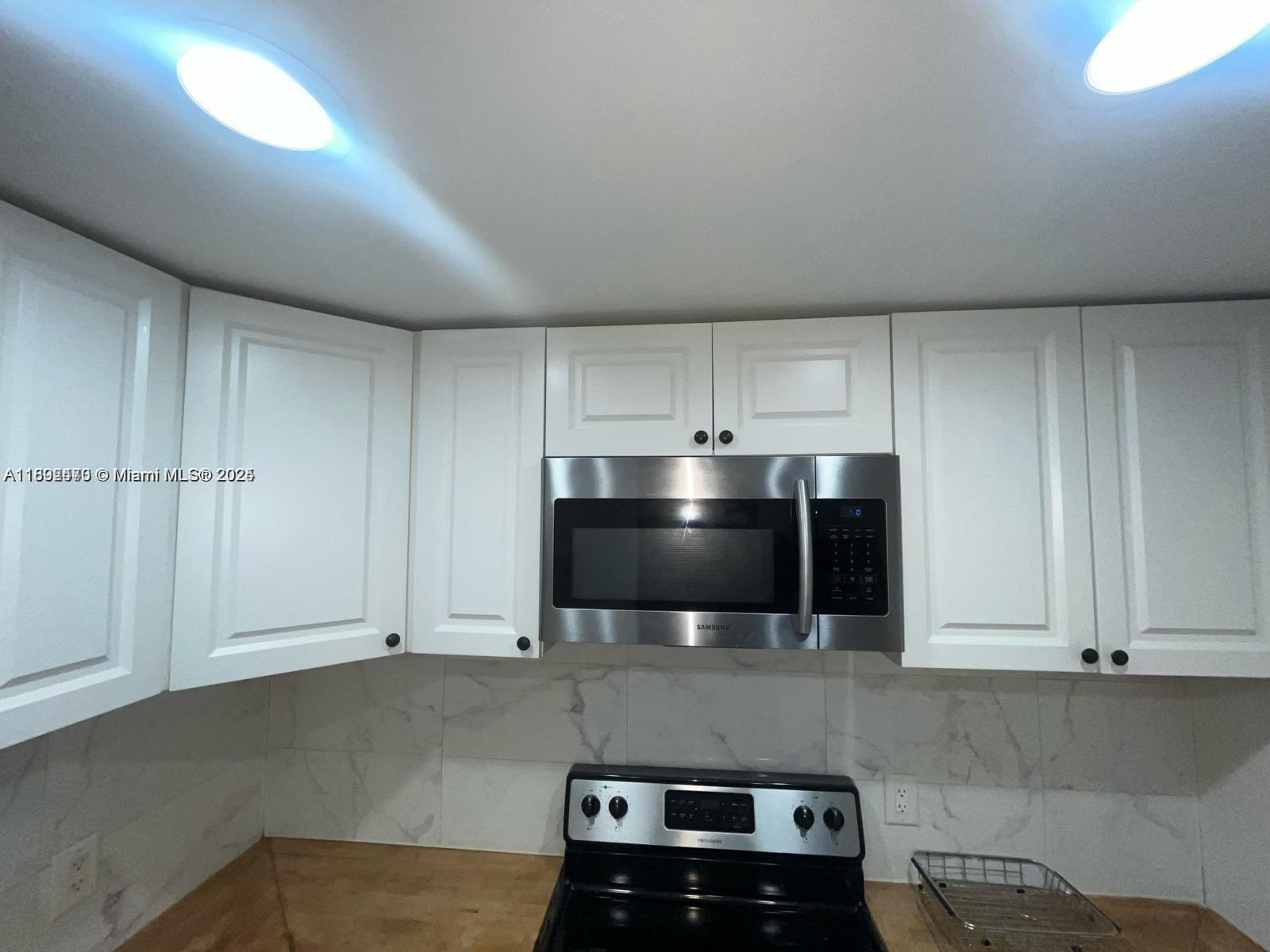 CANONGATE CONDOMINIUM - Residential Lease