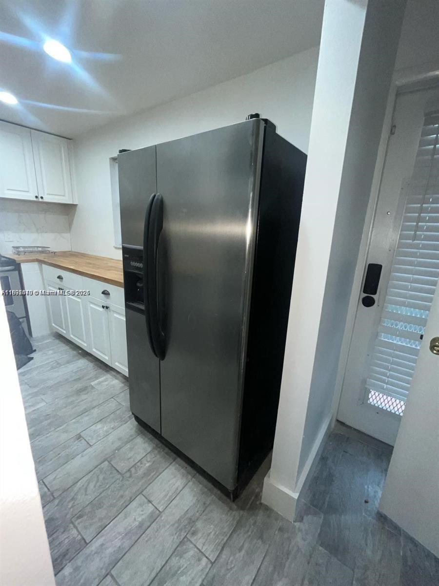 CANONGATE CONDOMINIUM - Residential Lease
