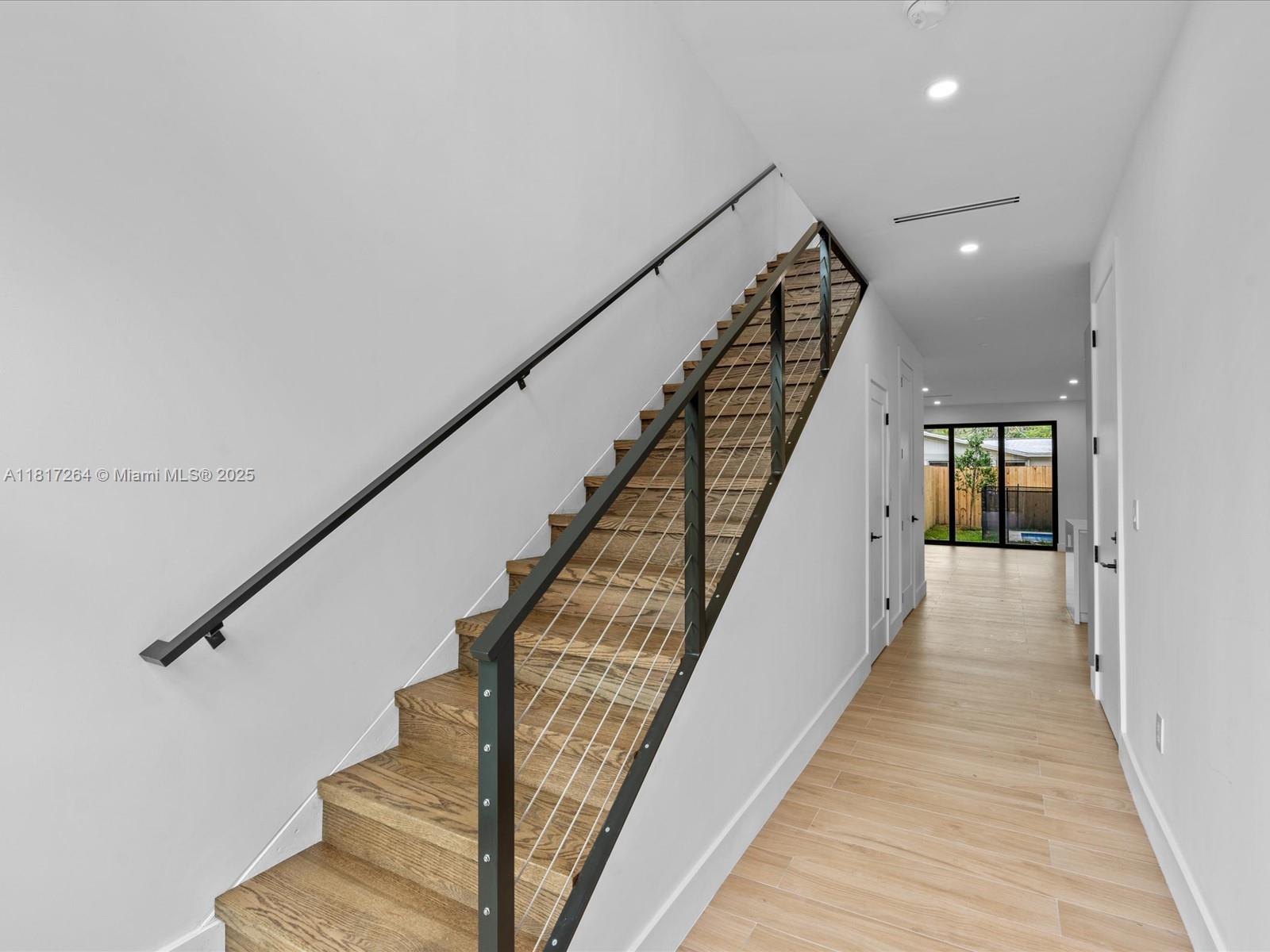 3614 Thomas Ave