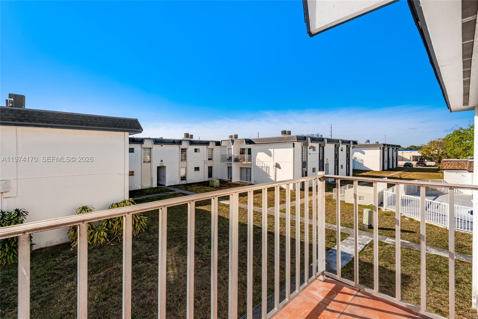 SUNSET PALMS WEST CONDO - Residential