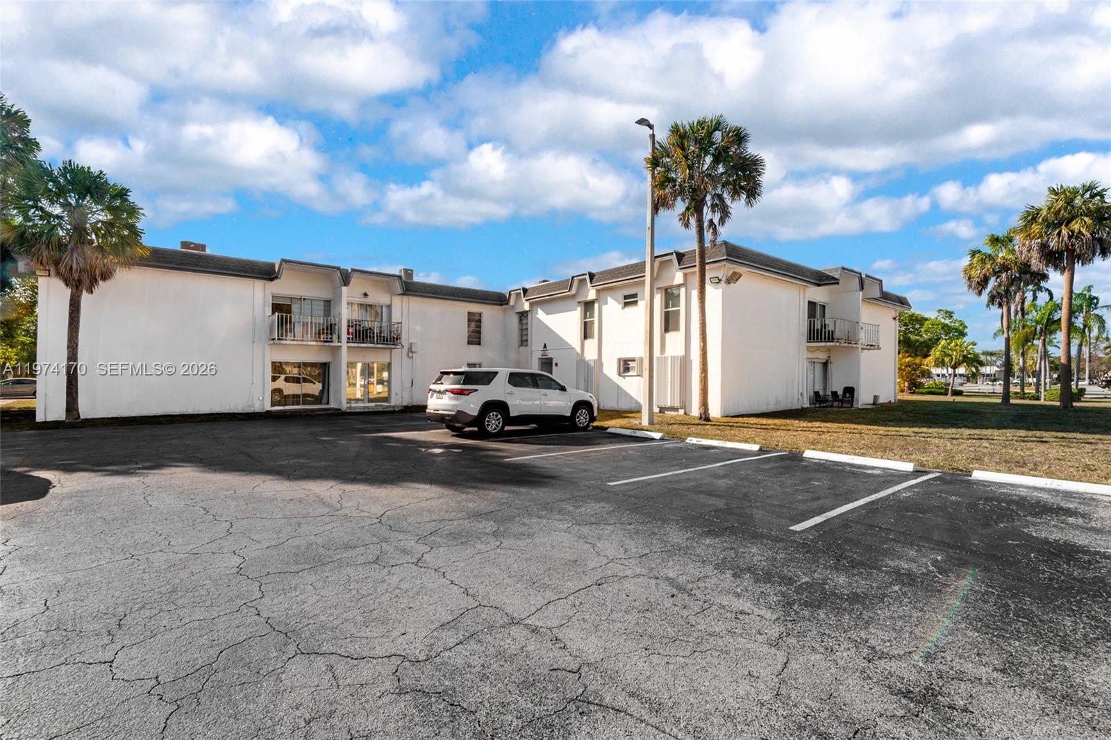 SUNSET PALMS WEST CONDO - Residential