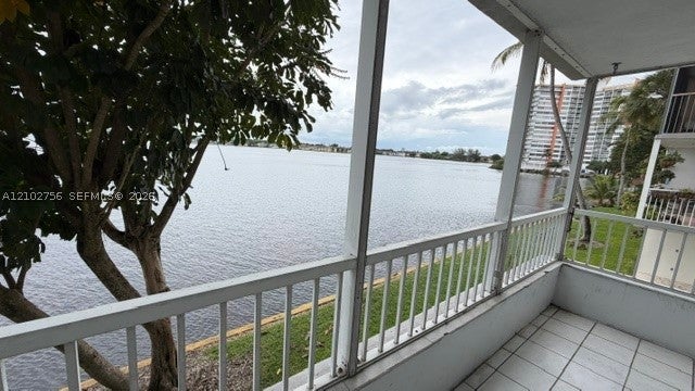 1175 NE Miami Gardens Dr 208