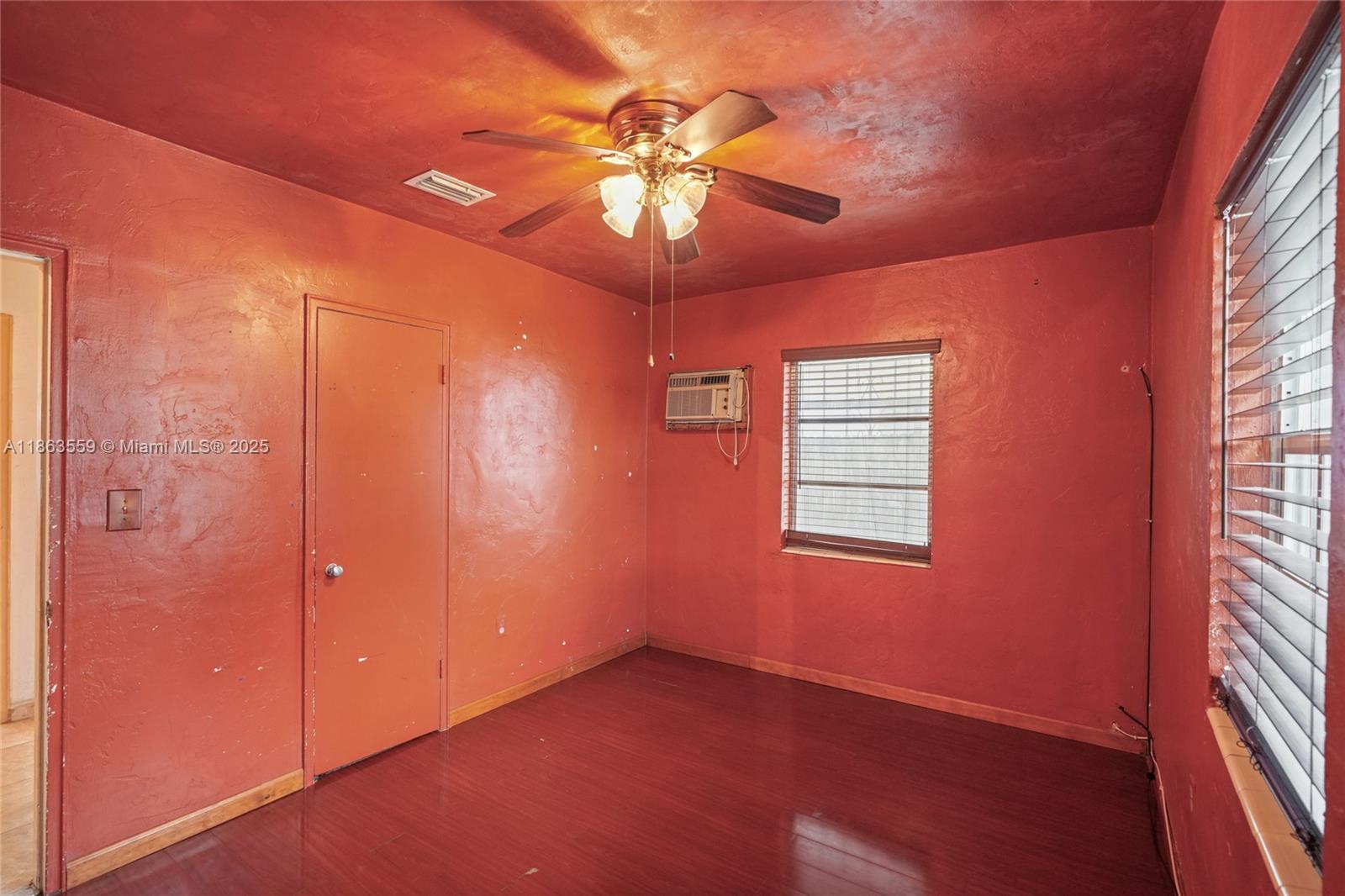 CURTISS PARK - Residential