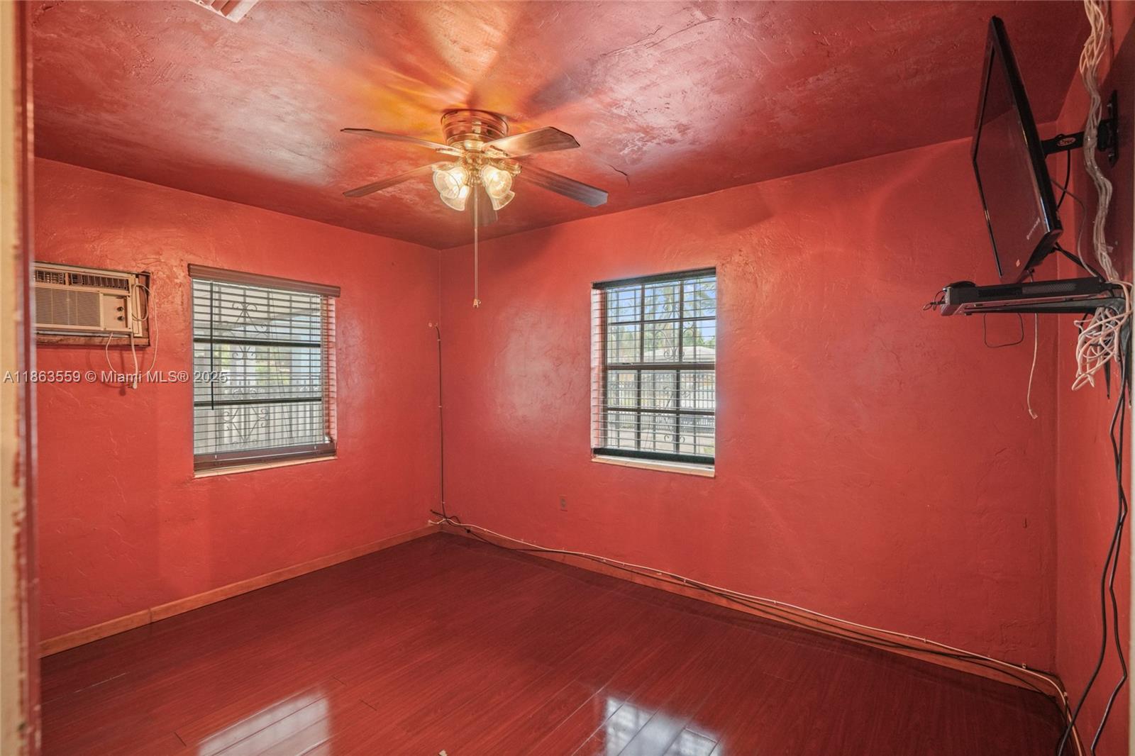 CURTISS PARK - Residential