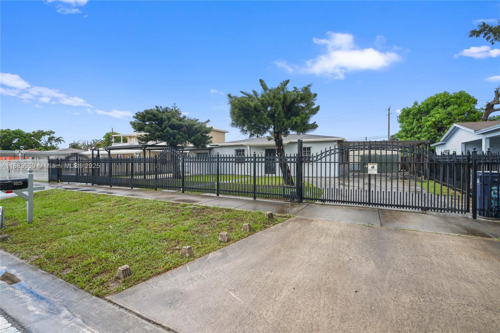 CURTISS PARK - Residential