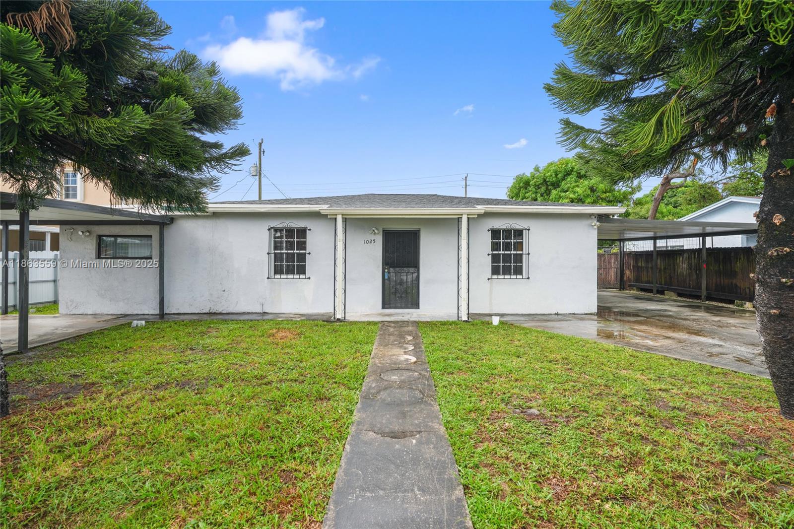 1025 Curtiss Dr