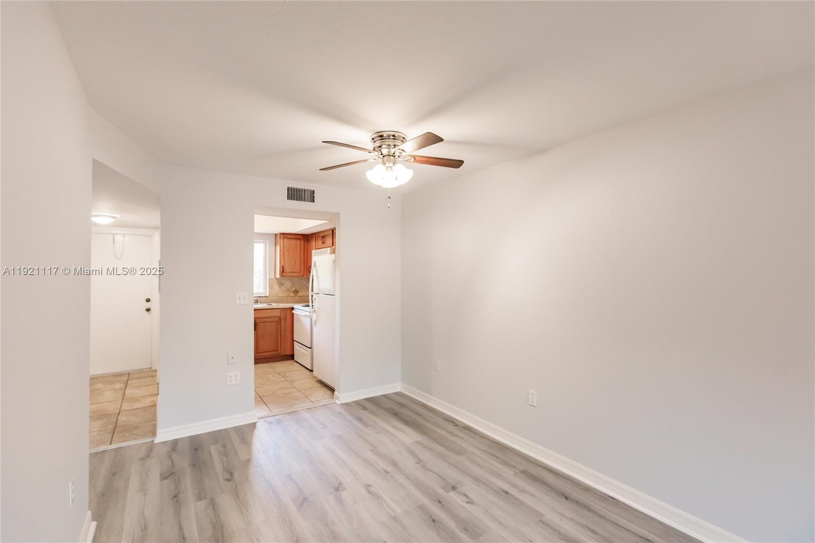 EVANSTON PARK CONDO PH 2 - Residential