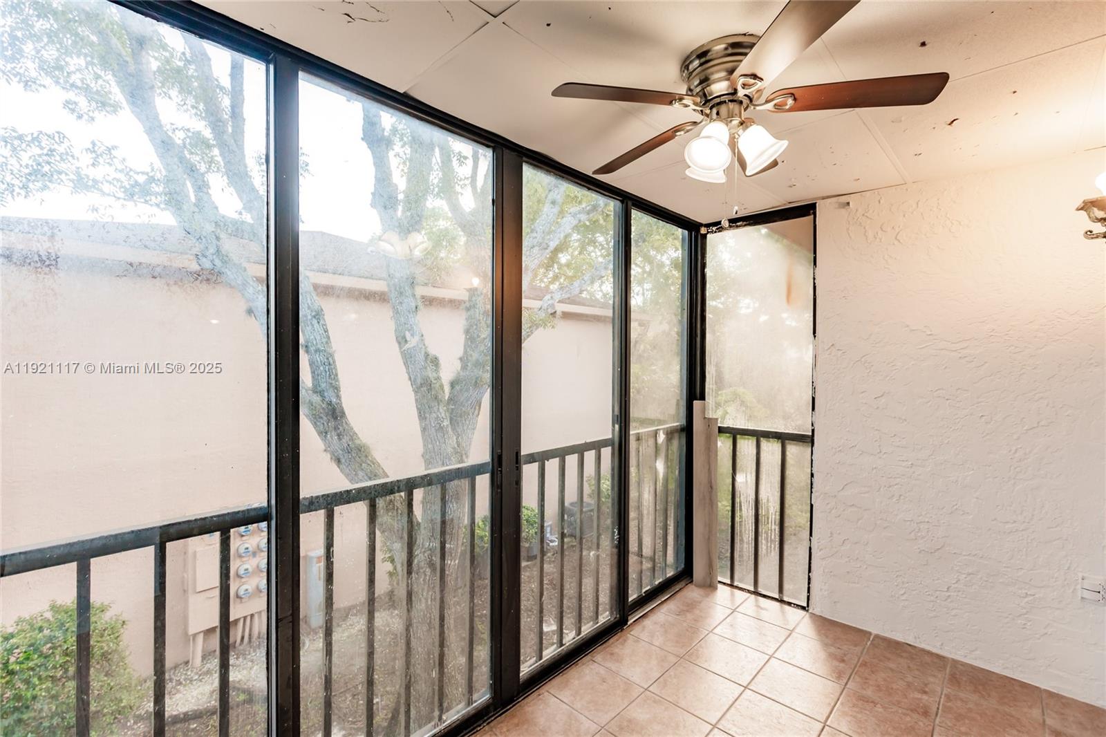 EVANSTON PARK CONDO PH 2 - Residential