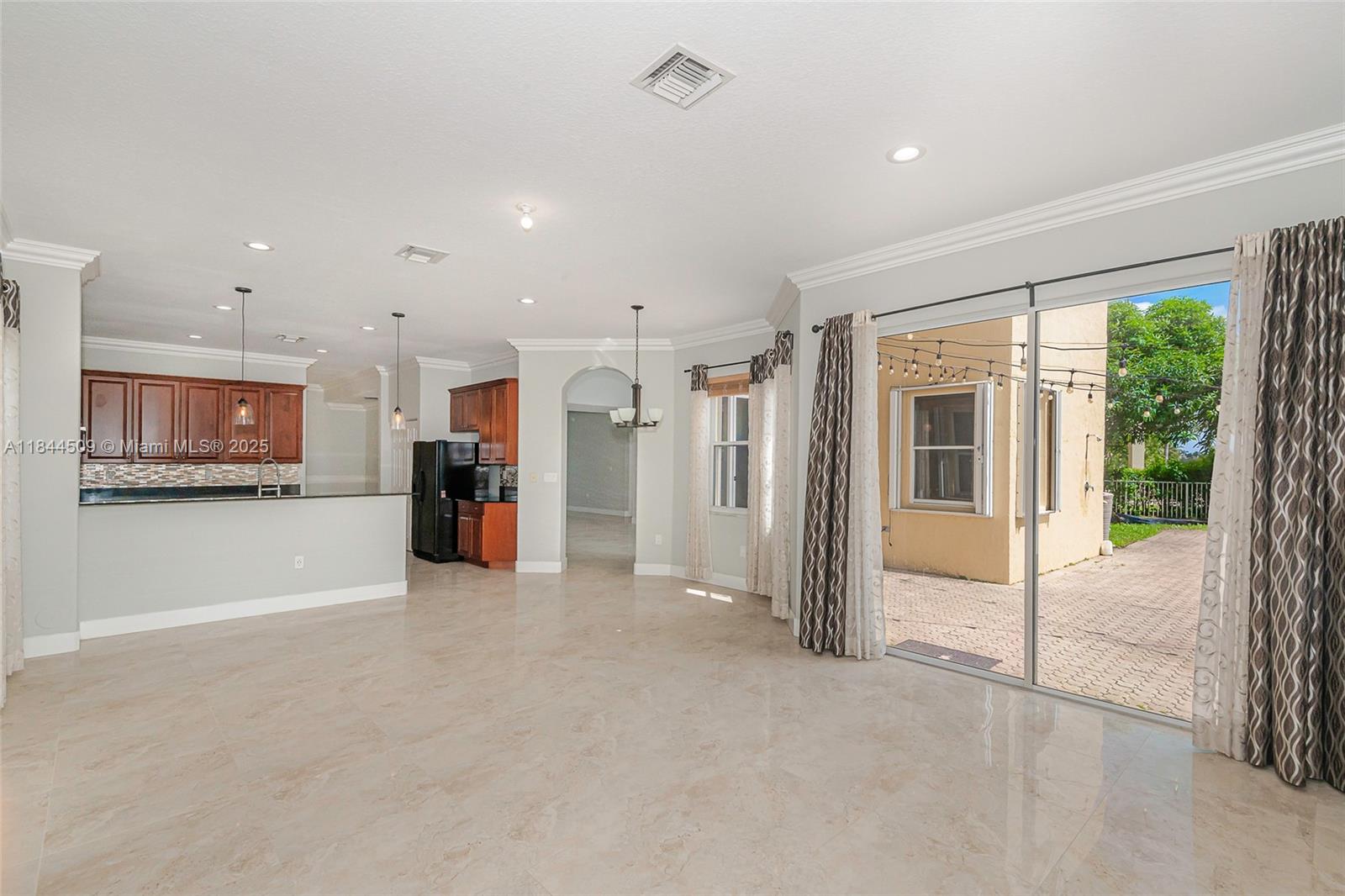 SILVER LAKES PHASE III - Residential