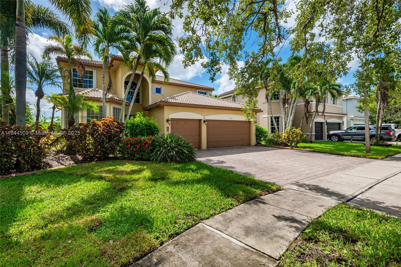 Welcome to this stunning and spacious two-story home, offering 5 bedrooms, 4 bathrooms, a 3-car garage, and approximately 3,500 square feet of beautifully designed living space. Thoughtfully updated and meticulously maintained, this home features with lot of updgrades New Master bedroom and Master Bathroom, customized closets throughout.
Step outside to enjoy the expansive fenced backyard, complete with a paved patio and low-maintenance perfect for relaxing or entertaining.
Nestled in the gated community of Silver Lakes, residents enjoy access to top-tier amenities, basic cable and internet, and proximity to A-rated schools, **shopping**, **dining**, and major highways.
Don't miss your chance to live in this incredible home and become part of a welcoming community.