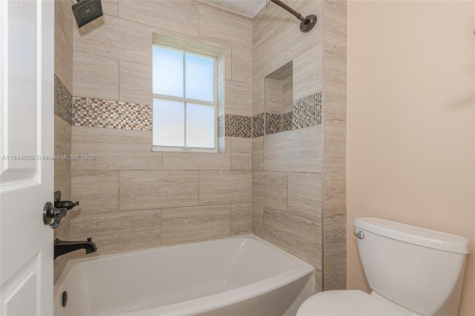 SILVER LAKES PHASE III - Residential