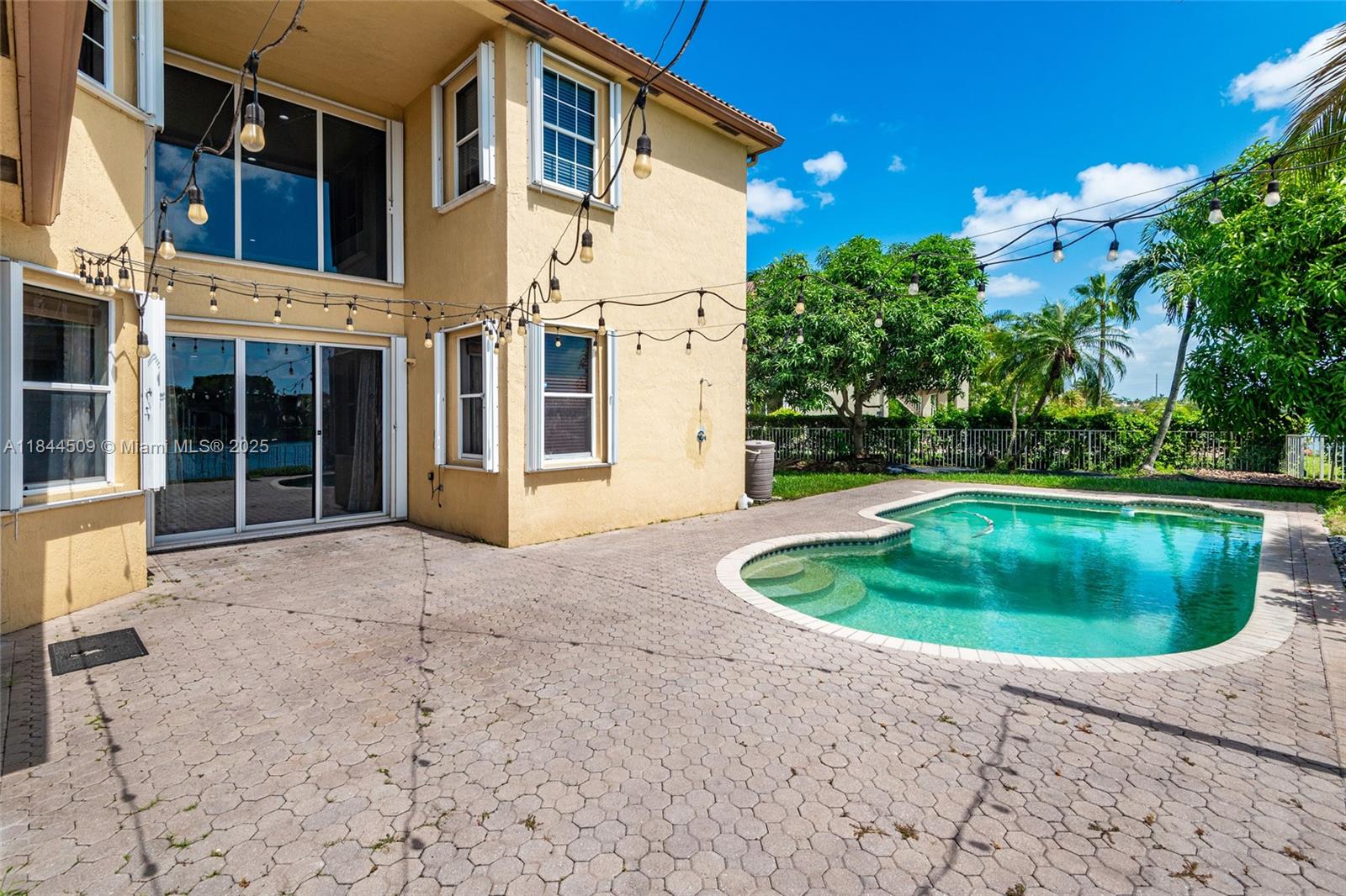 SILVER LAKES PHASE III - Residential