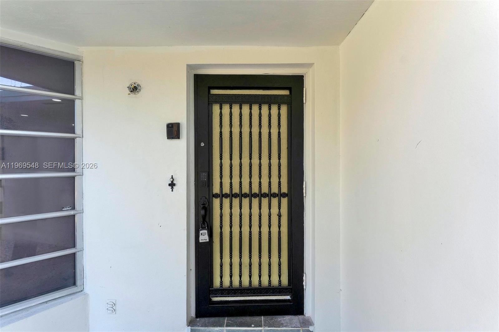 NORTH DADE COUNTRY CLUB V - Residential Lease