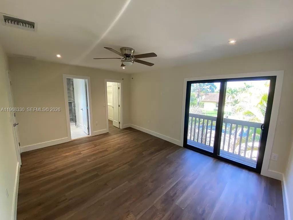 BRIAR BAY TOWNHOUSE ESTAT - Residential Lease