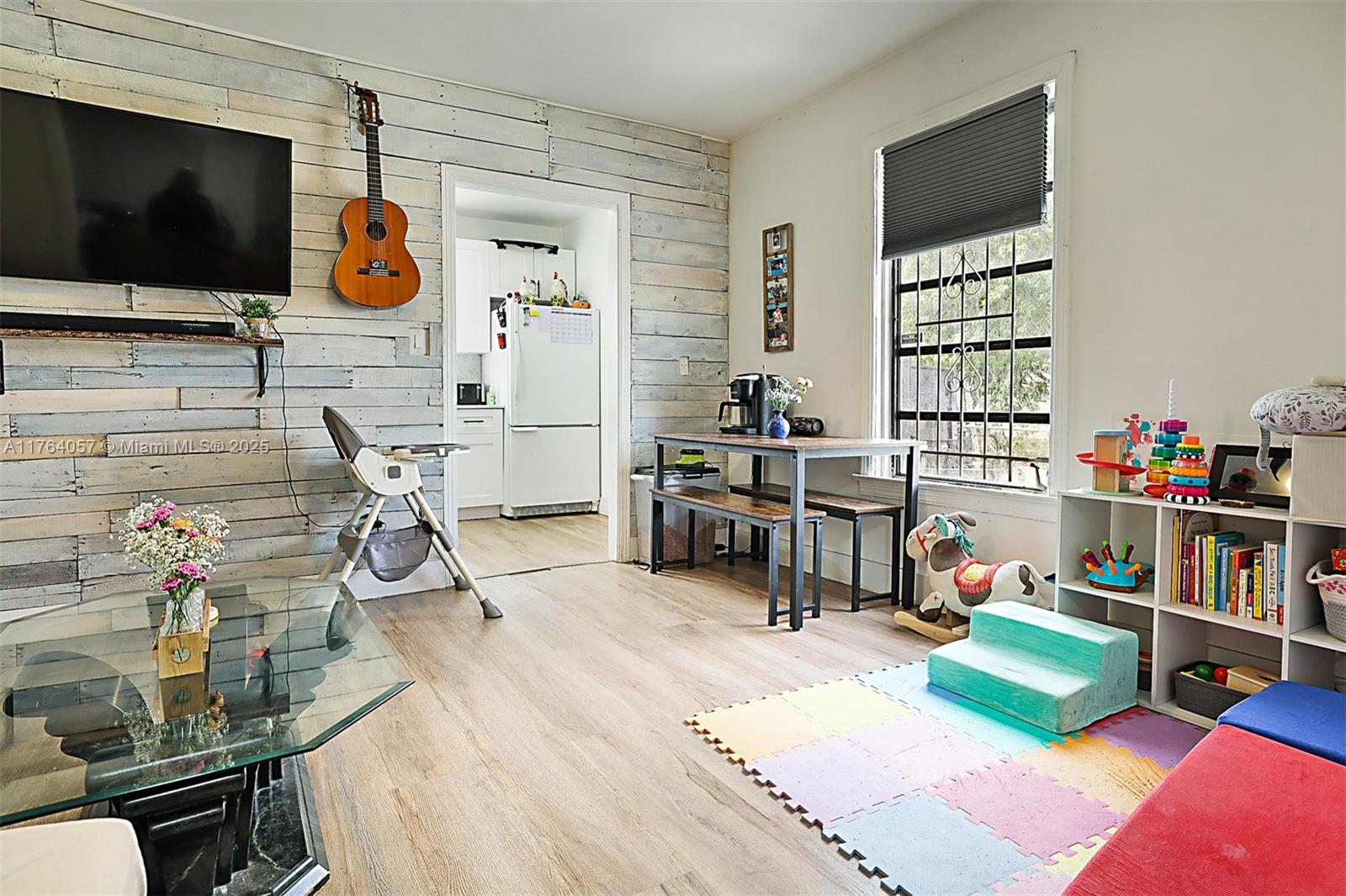 SILVER BEACH ACRES 2 - Residential