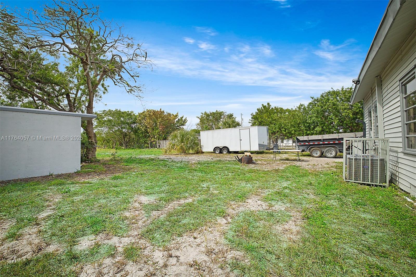 SILVER BEACH ACRES 2 - Residential