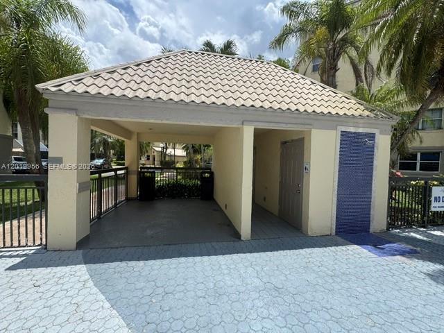 LAS VISTAS AT DORAL CONDO - Residential