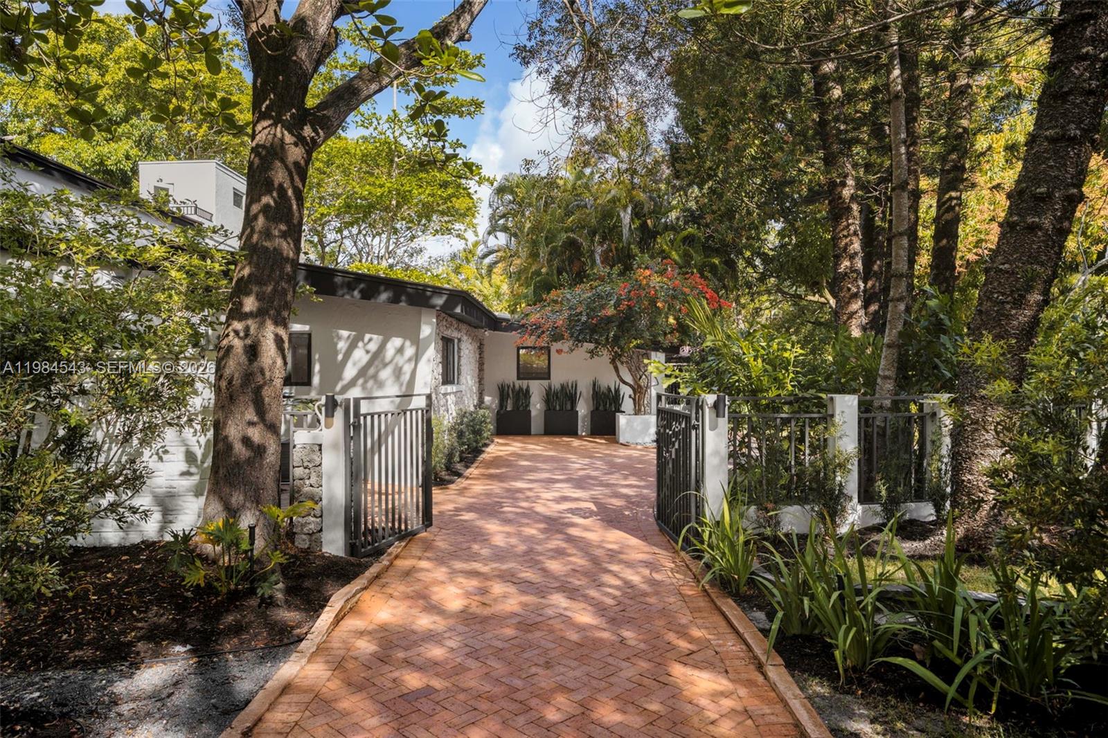 OCEAN VIEW HEIGHTS - Residential