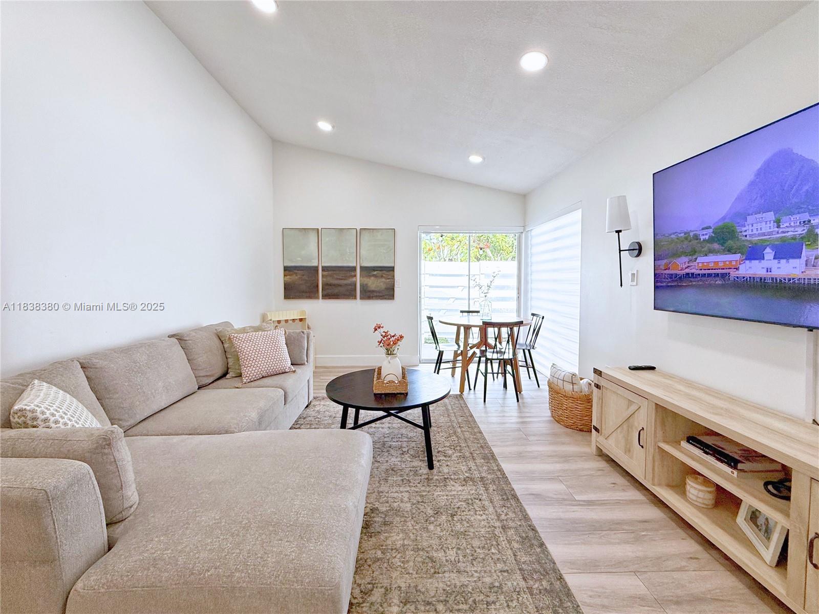 13790 SW 147th Cir Ln 2-9, Miami, FL, 33186/$347,000 2 13790 SW 147th Cir Ln 2-9